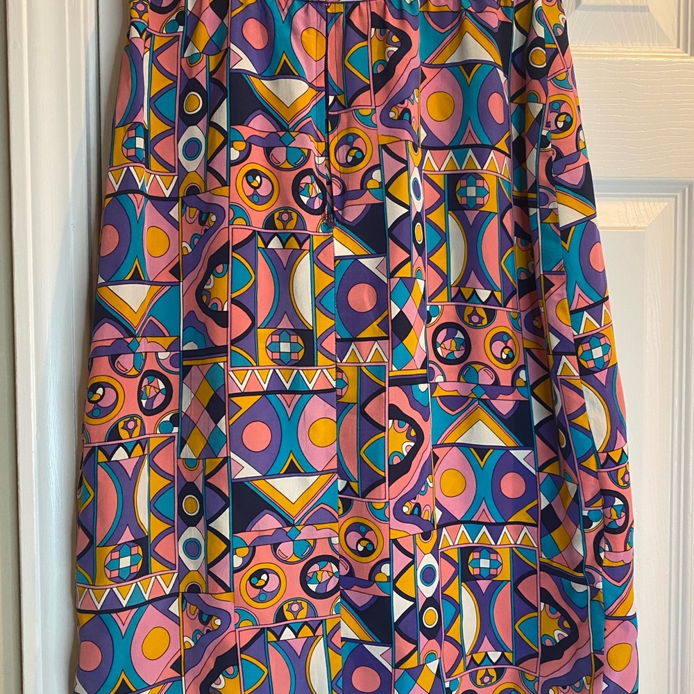 Doncaster Multicolor Geometric Pattern Ensemble - image 7
